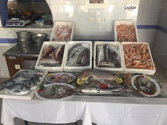 Psarotaverna O Michalis